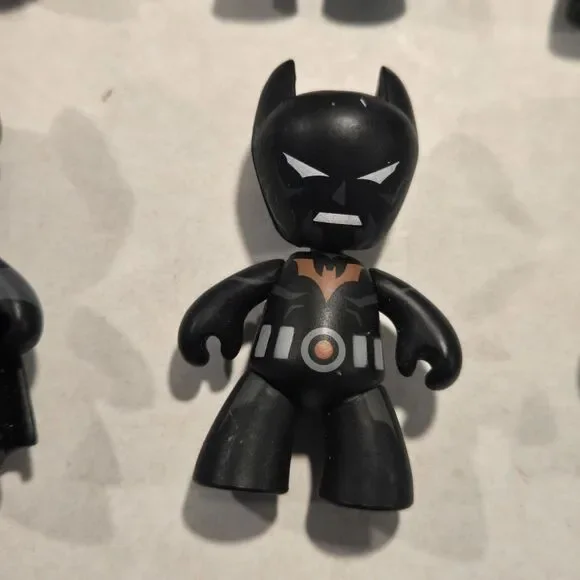 Mezco Mini Mez-Itz DC Comics Figure Lot - 15 Figures Inc. Rare Variants & Batman - Picture 10 of 16